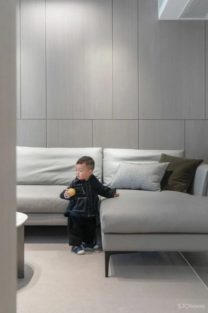 新作 王舒森:家人闲坐,灯火可亲