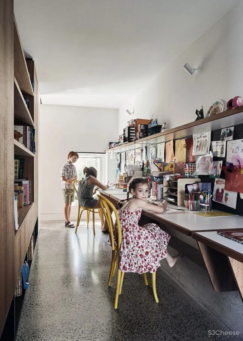 两层乡下房,水磨石地板美观又实用