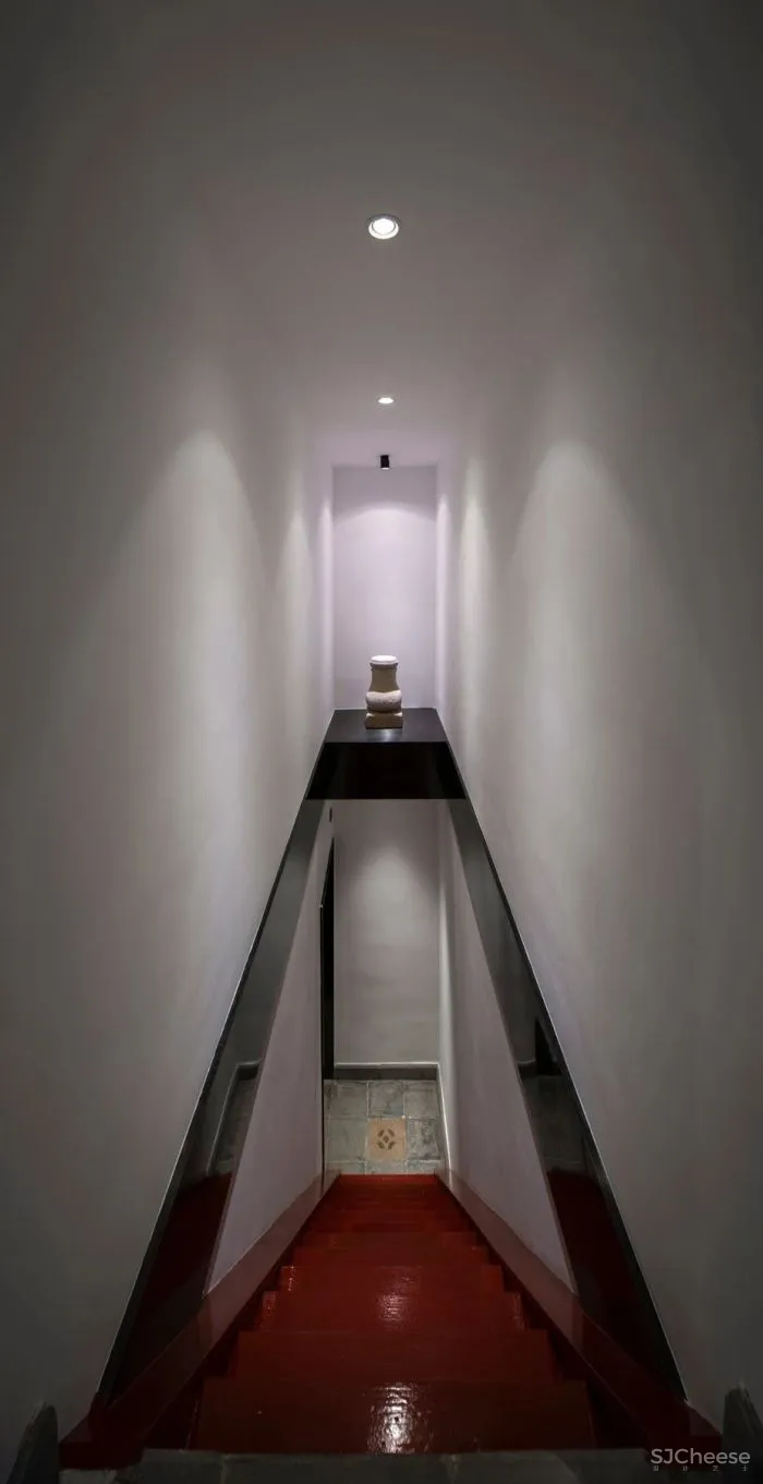 他花数百万修复明代老宅，只为回到500年前的生活