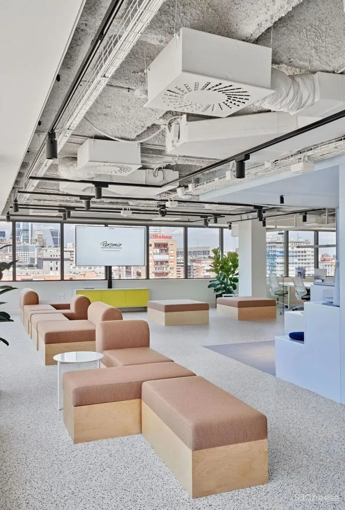 办公区的色彩艺术