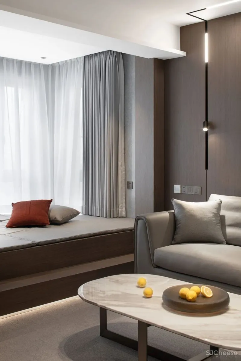 新作 王舒森:家人闲坐,灯火可亲