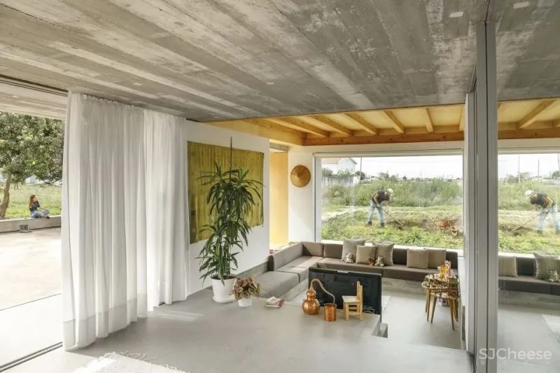 寂静深处有人家 葡萄牙贡多马尔CASA RIO住宅