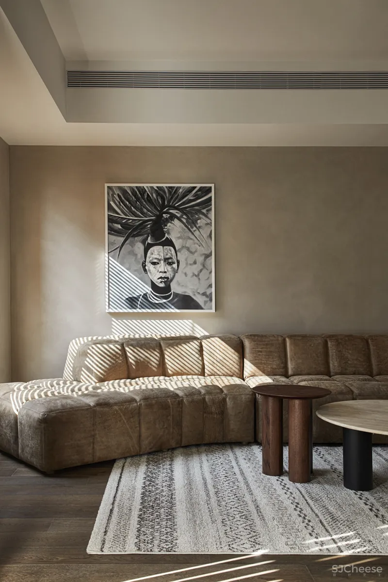 185㎡ 极简私宅,诧寂风 · 寻味生活本真!