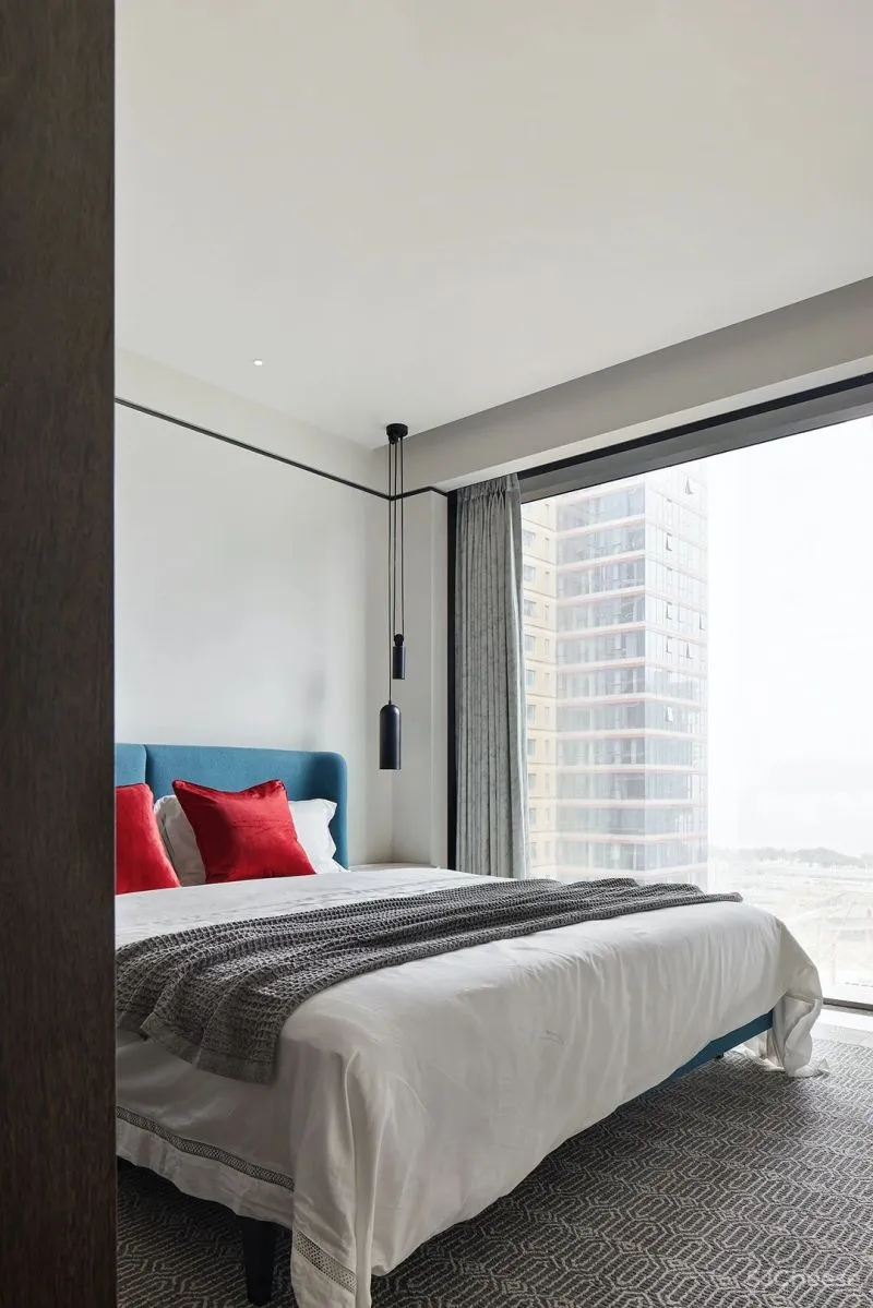 鸿艺源 深圳万科臻湾汇 310m² 大平层,触动心灵深处的艺术共鸣