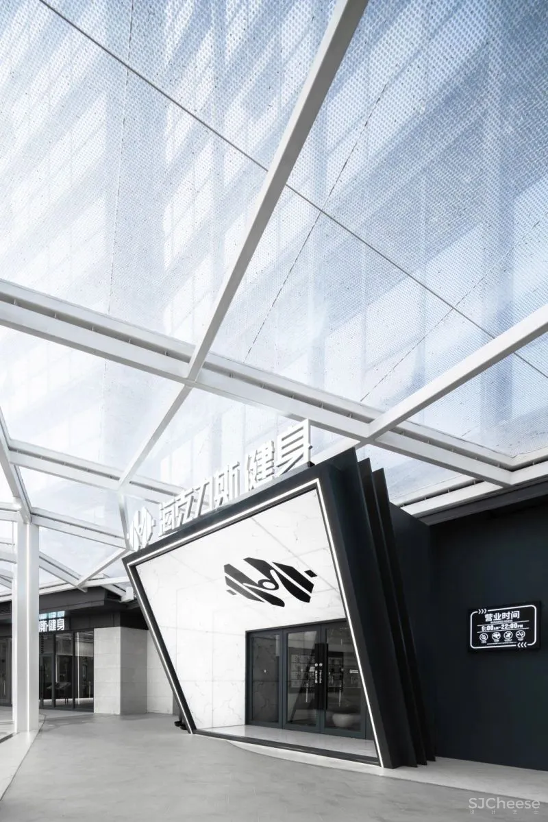 寸匠FF:海克力斯健身金地店