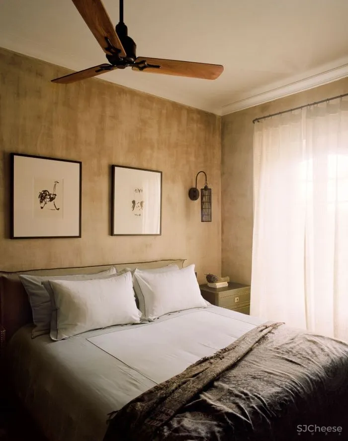 普罗旺斯百年建筑改造的精品酒店,建筑的时间感比薰衣草更迷人!