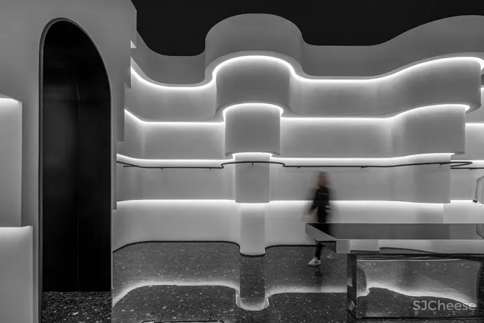 留白设计 • AURDUO|沙漠之城,峡谷语言地有趣融合