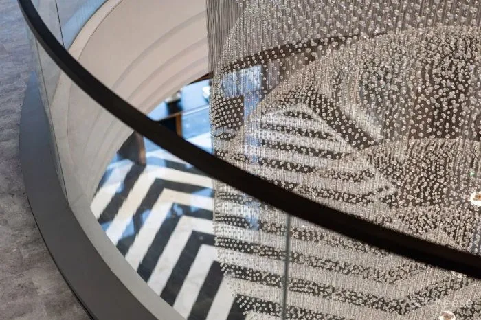 奥迅设计 艺术与场景共舞 佛山方直珑湖湾售楼部