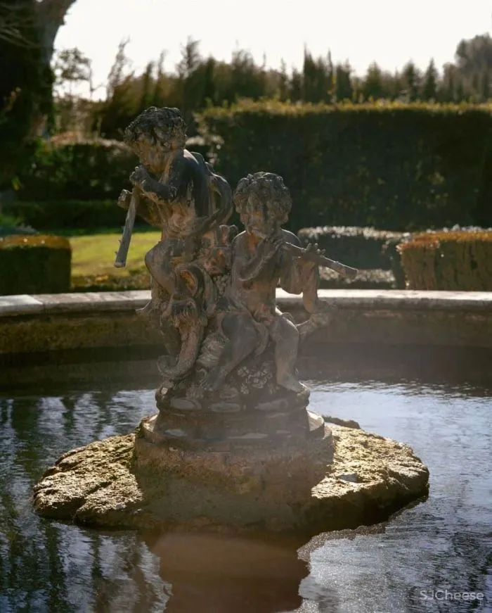 普罗旺斯百年建筑改造的精品酒店,建筑的时间感比薰衣草更迷人!