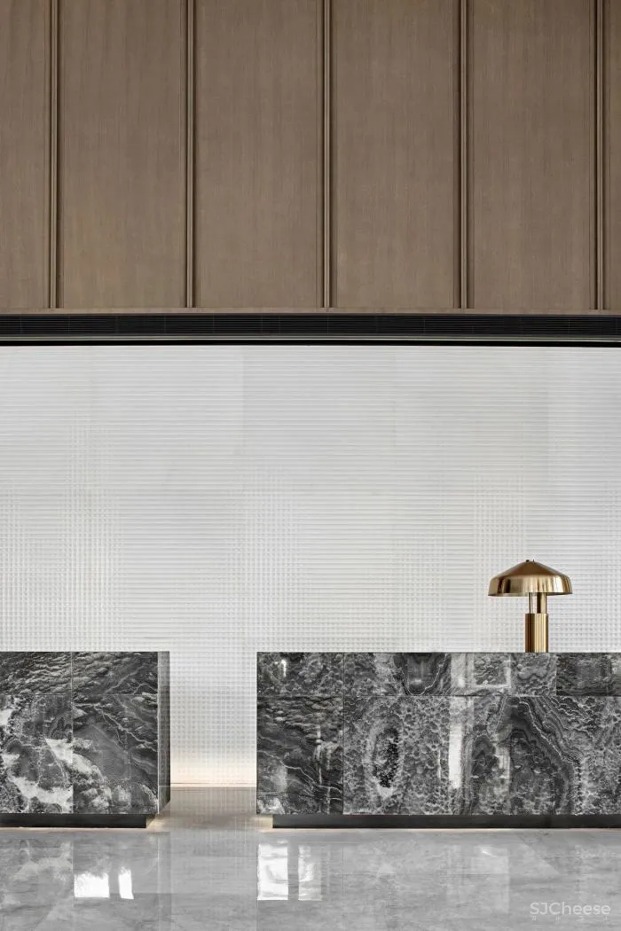 SSD新作:现实如山,而你浪漫如云