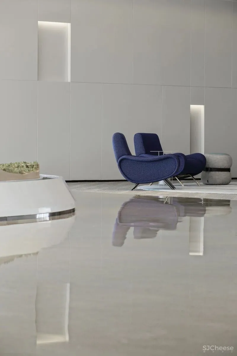 RONGOR 重塑办公美学,革新场景体验「星作」