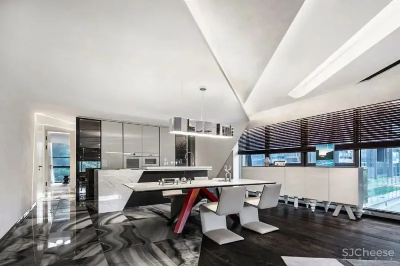 遁入时光之外 刘荣禄国际