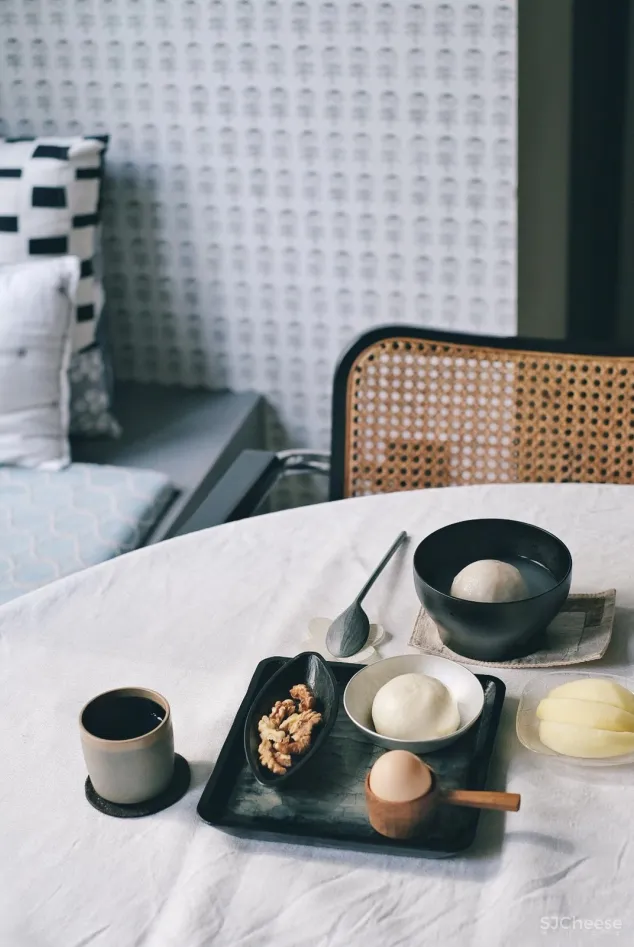 设计师141㎡自住宅,“去设计化”装修长啥样?