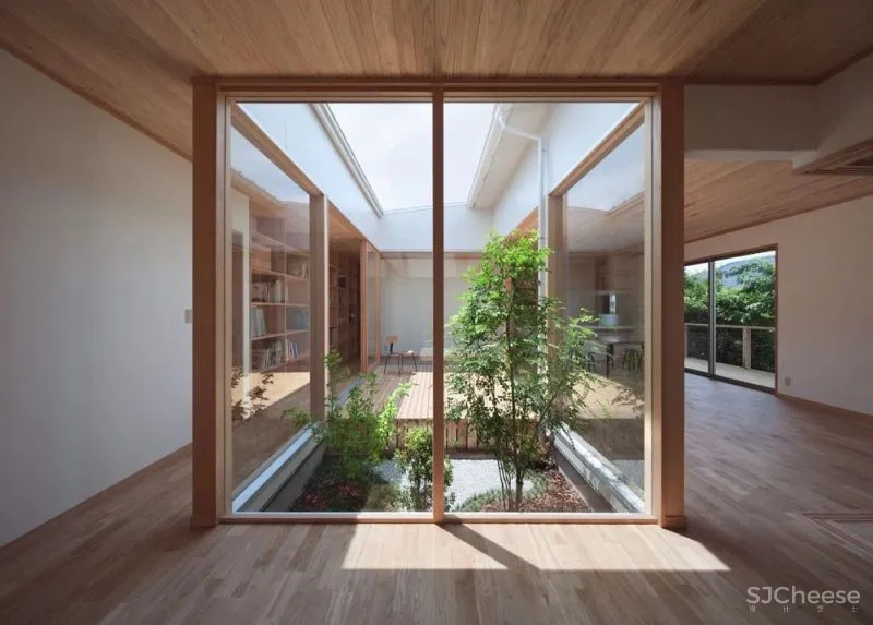 “下沉式”庭院来袭,比传统院子更实用!