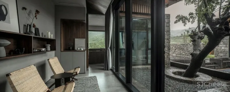 line WORK 九女峰 · 故乡的云山奢酒店