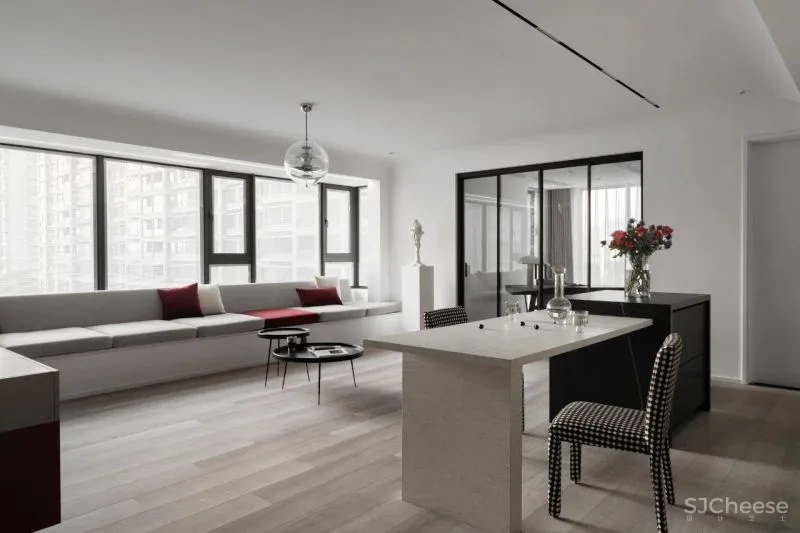 波普元素+红色,热烈自由的现代主义 菲拉设计