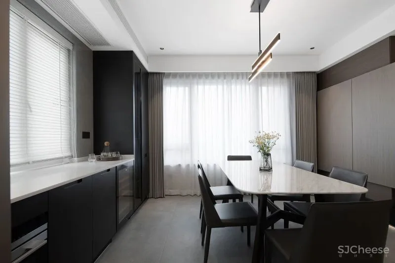 新作 王舒森:家人闲坐,灯火可亲