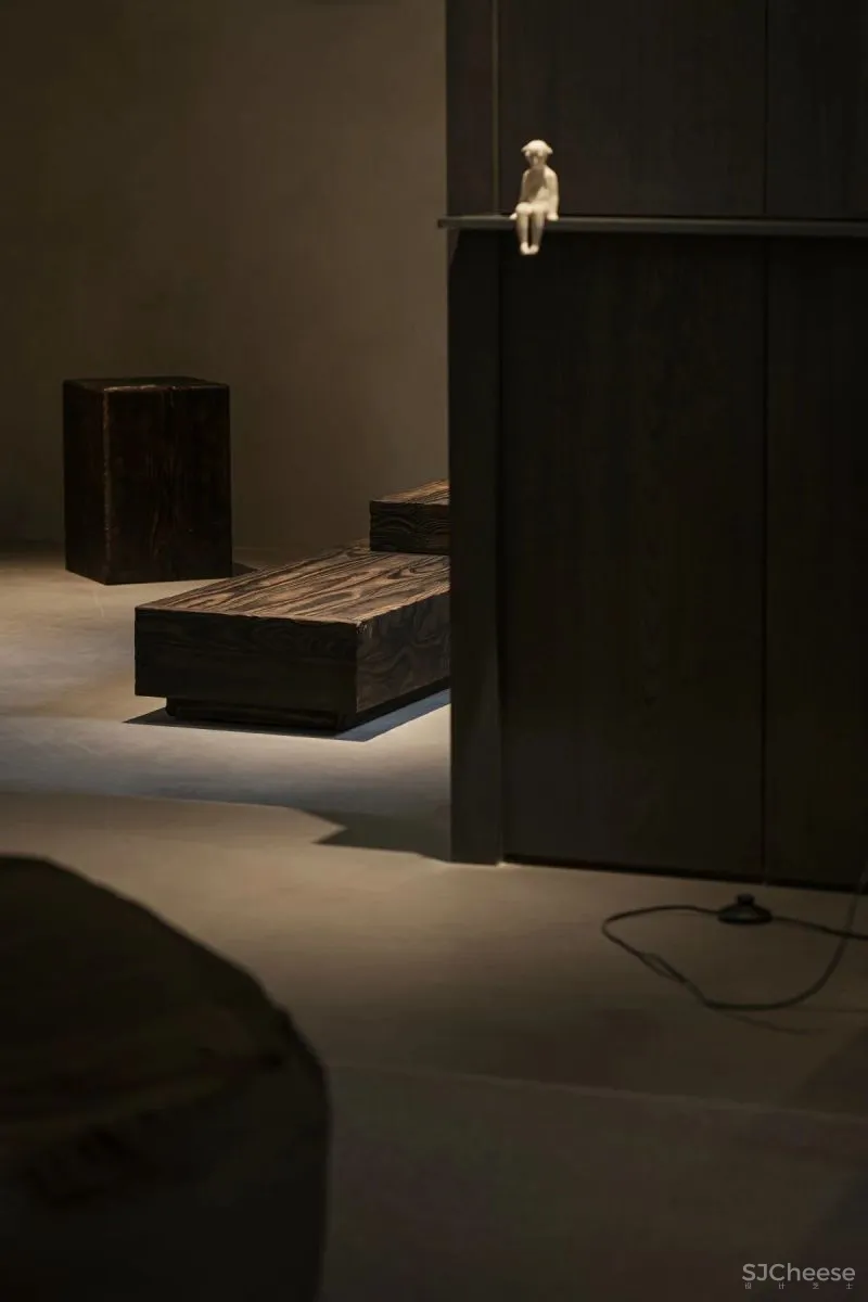 焦糖色 木肌理，有序沉稳的生活基调 璞珥空间设计