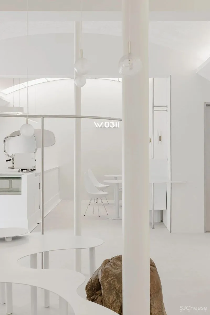 新作 室内外空间的对话 上海W0311买手店 山地土壤室内设计