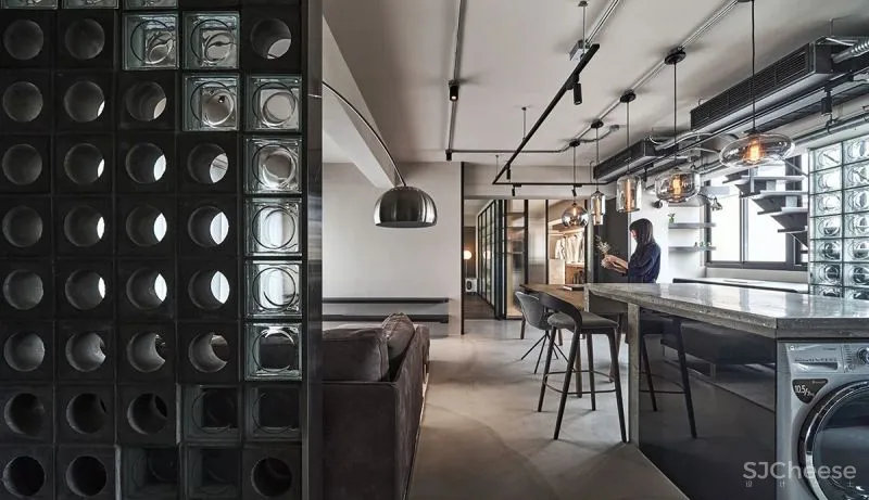 132㎡工业风Loft，玻璃材质、大中岛、独立衣帽间...打造职住一体的家！