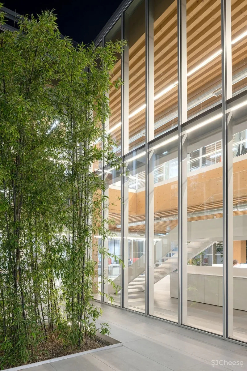 新作 简约绿色, 低碳办公 Iperceramica新办公总部 MC A建筑事务所