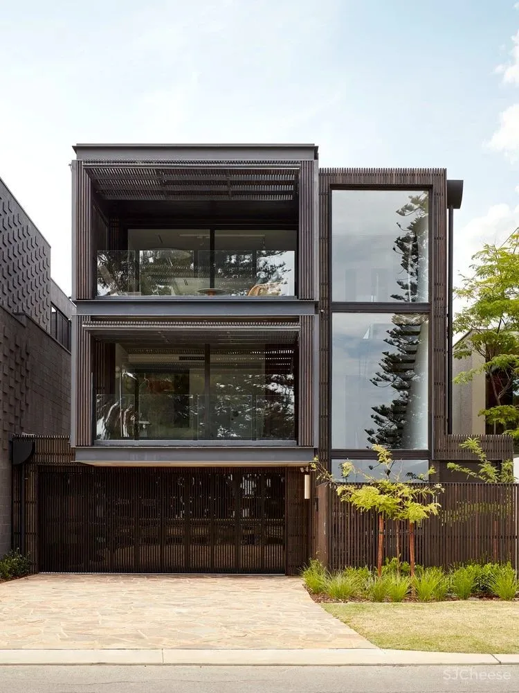 628㎡私宅设计,外立面开启方式亮了