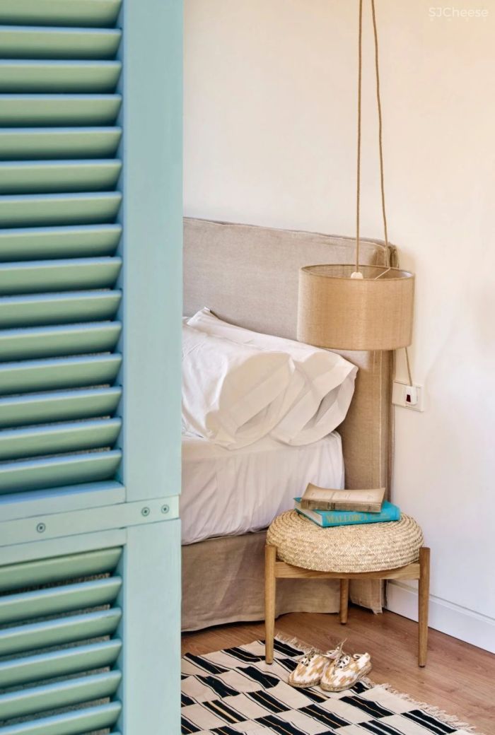 OHLAB-西班牙乡野里的复古电影屏幕!