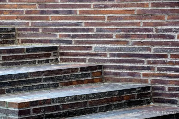 C.F. Møller设计 红砖堆砌的几何体 “E 别墅” 简约坚硬且舒适雅致