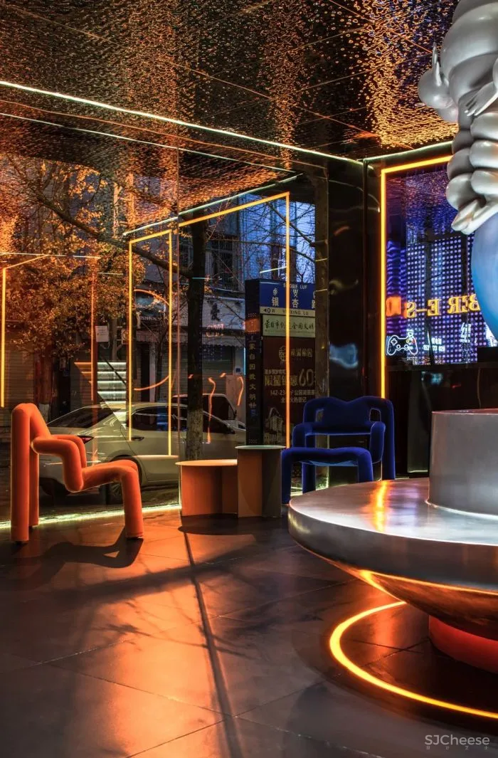 寸匠FF：赛铂电竞酒店