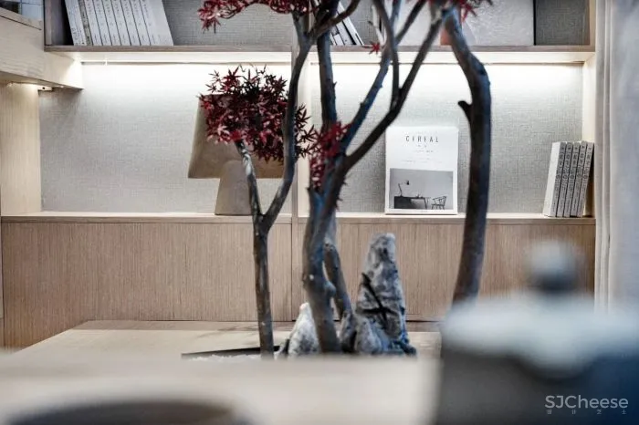 聚舍联合设计新作 丨 纯粹留白，64㎡MUJI风小复式