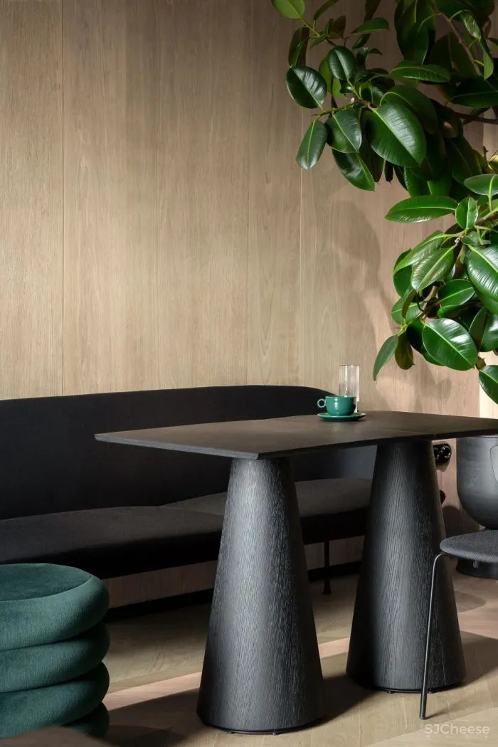 GIR CAFE IN BELGRADE BY STUDIO AUTORI.