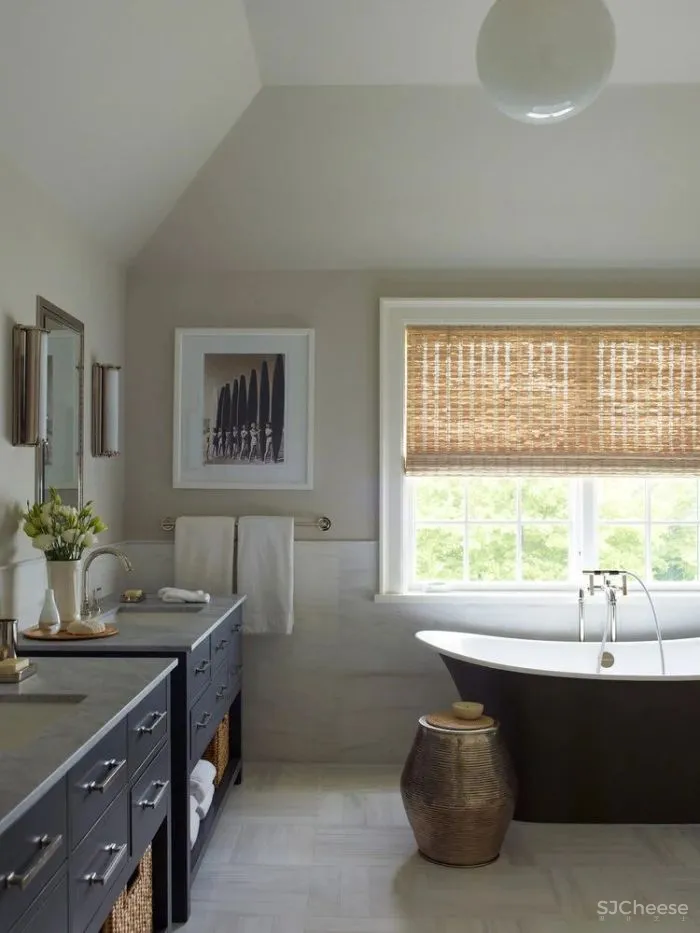 Kevin Dumais 低调奢华,一场来自中世纪的邂逅