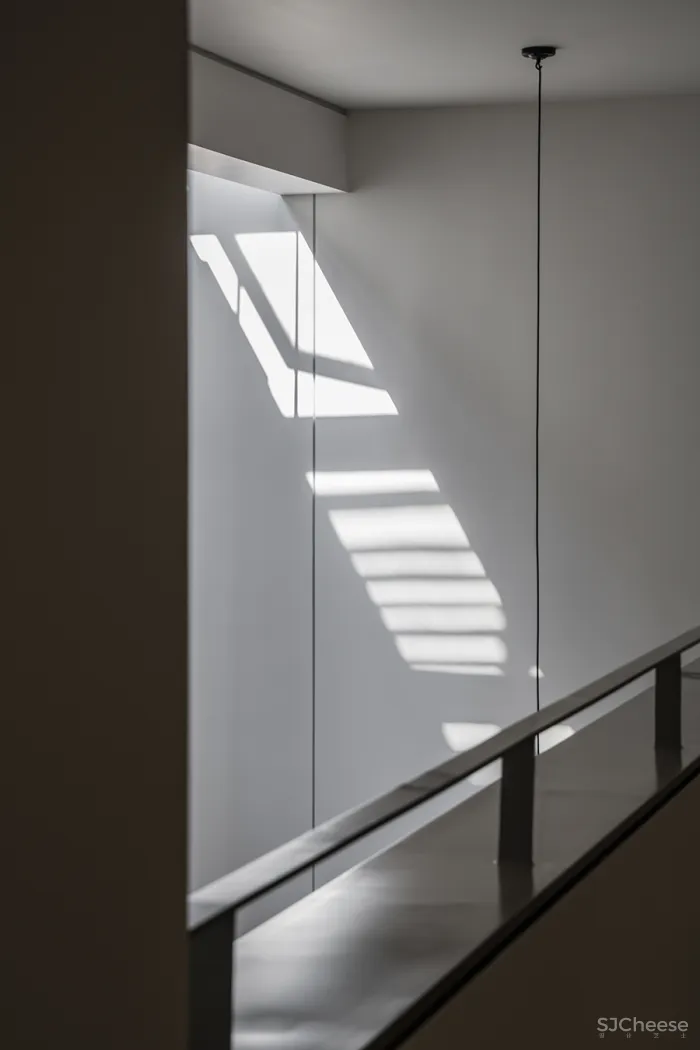 新作|方日新 • 庐州 翠园|这间地复式院落私宅,采光通风极好