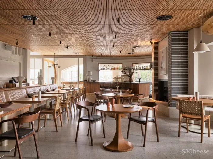 HARBORD HOTEL RENOVATION BY ALEXANDER - CO.