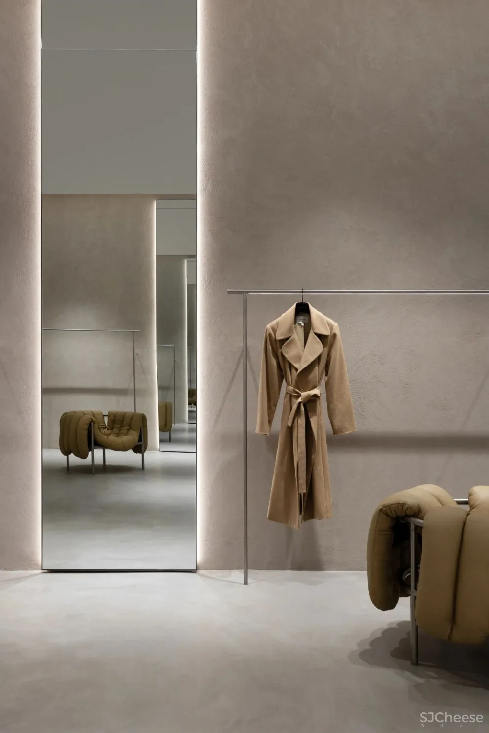 VIKTORIA - WOODS CHADSTONE FLAGSHIP BY GOLDEN.