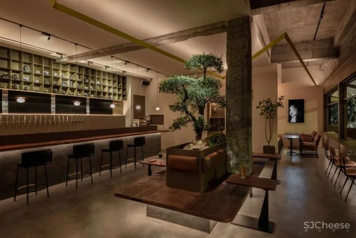 GTD新作丨 市井里巷下的光与影 RAY PUB 暗光精酿咖啡