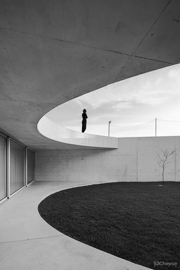 感受Carvalho Araújo的经典设计之美