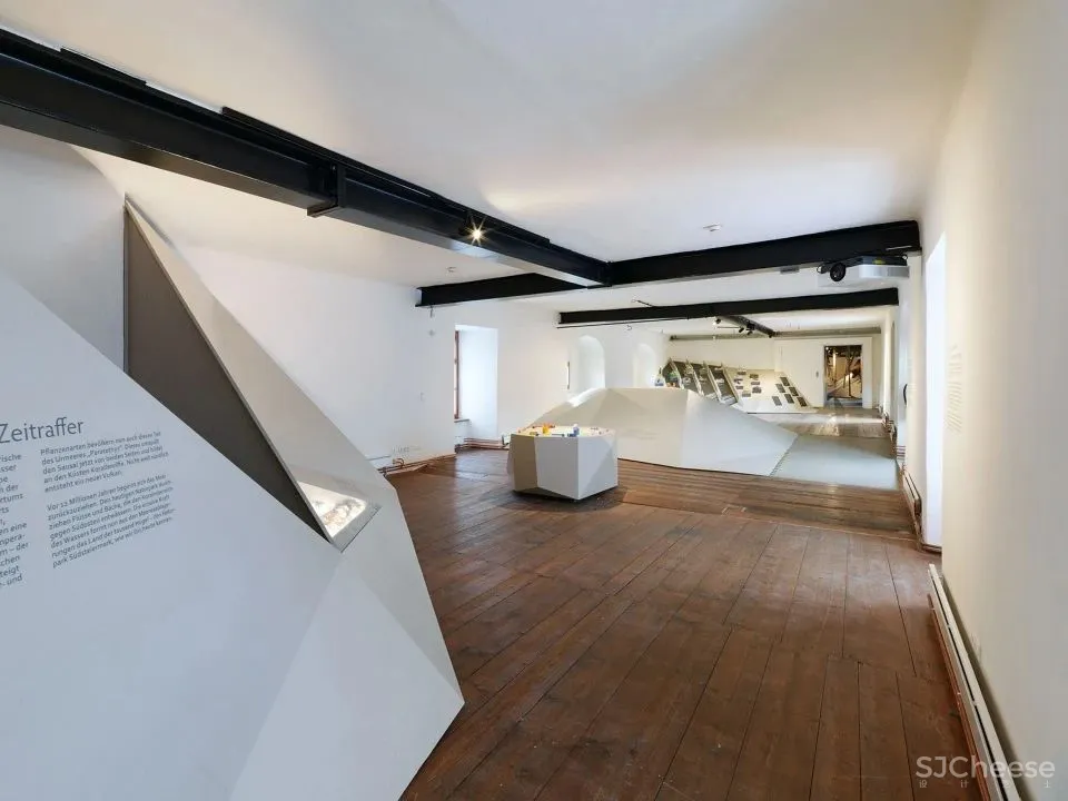 新作 将当地景观转化为抽象装置 自然公园游客中心空间设计 INNOCAD