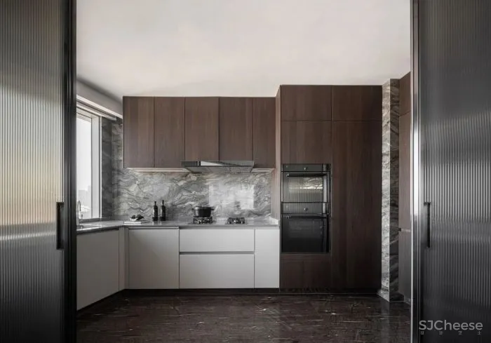 新作丨 海天中心 × 卡纳设计：369米青岛之巅的“可居住的艺术品”