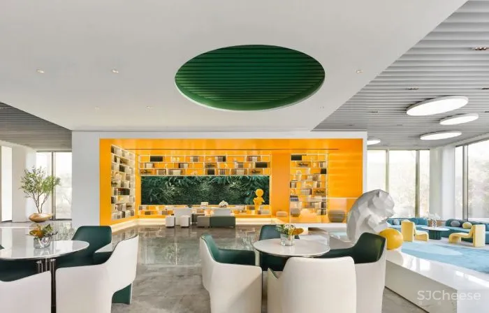 EH DESIGN 空间 金地·奥园格林云尚售楼处：自然的生长