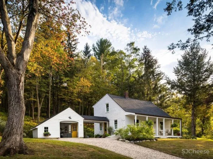 Kevin Dumais 低调奢华,一场来自中世纪的邂逅