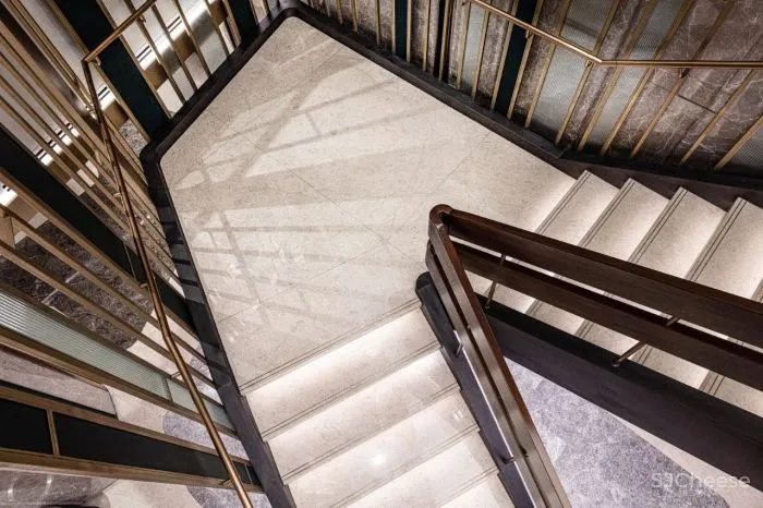 新作丨 OFT设计×英皇戏院:悬浮想象城市