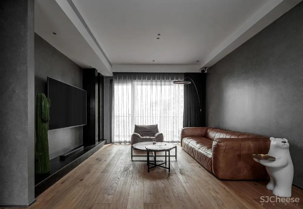 境壹设计丨 暗调咖啡,130㎡奢享一人居