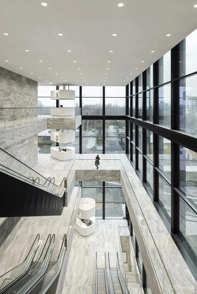 新阿姆斯特丹法院 荷兰最大、最权威的法院