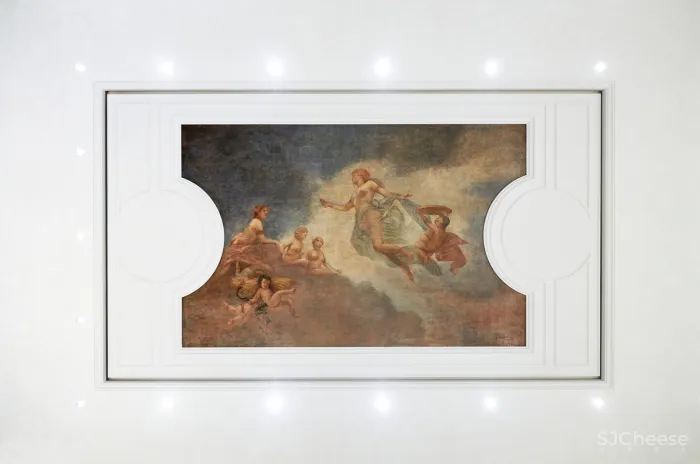 苹果最新旗舰店开幕!Foster Partners 爆改百年宫殿,刷新零售空间逼格