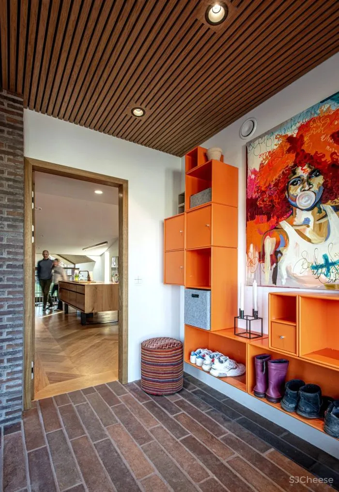 C.F. Møller设计 红砖堆砌的几何体 “E 别墅” 简约坚硬且舒适雅致