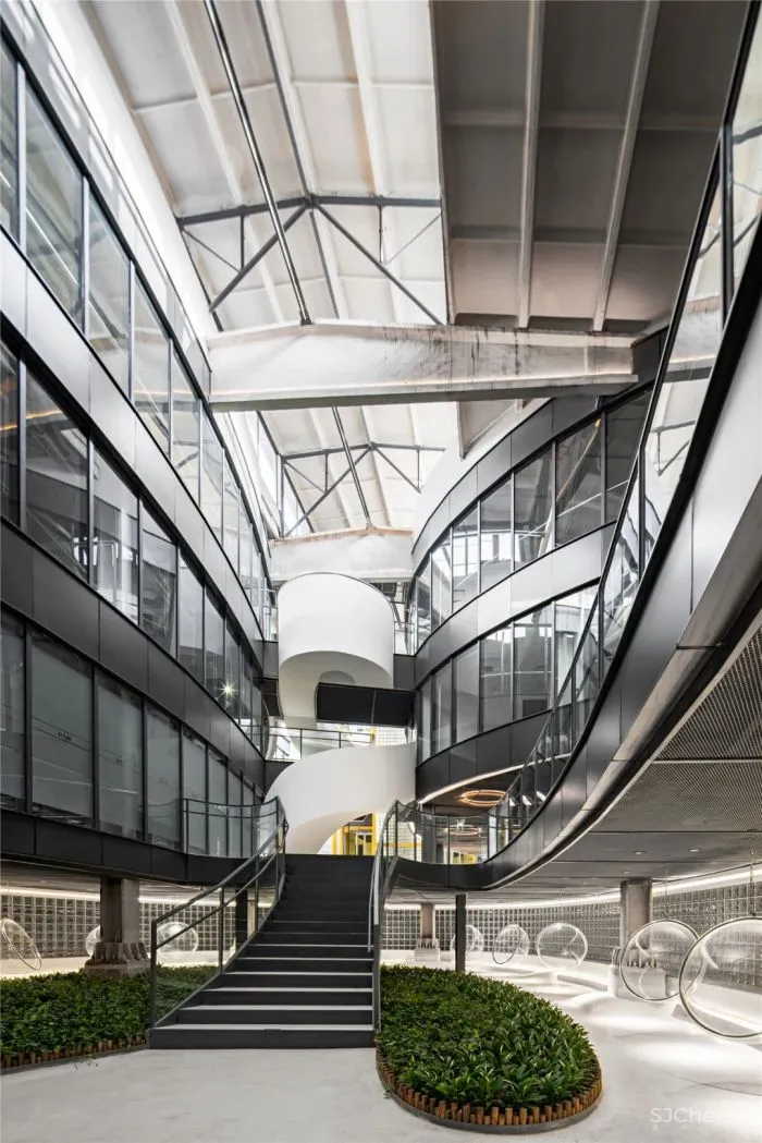 老厂房转身变新花园·中关村数创产业基地 清石设计「星作」