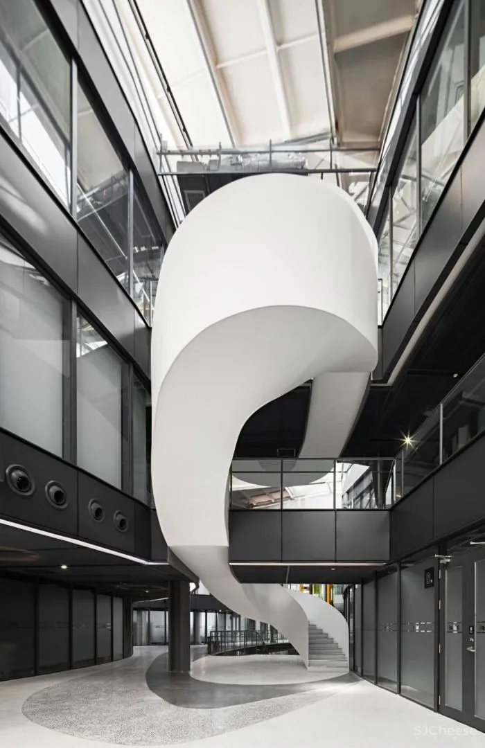 老厂房转身变新花园·中关村数创产业基地 清石设计「星作」