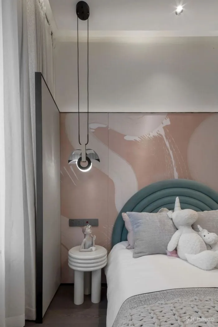 新作|艺烁国际:135㎡梦幻空间中的速度与激情