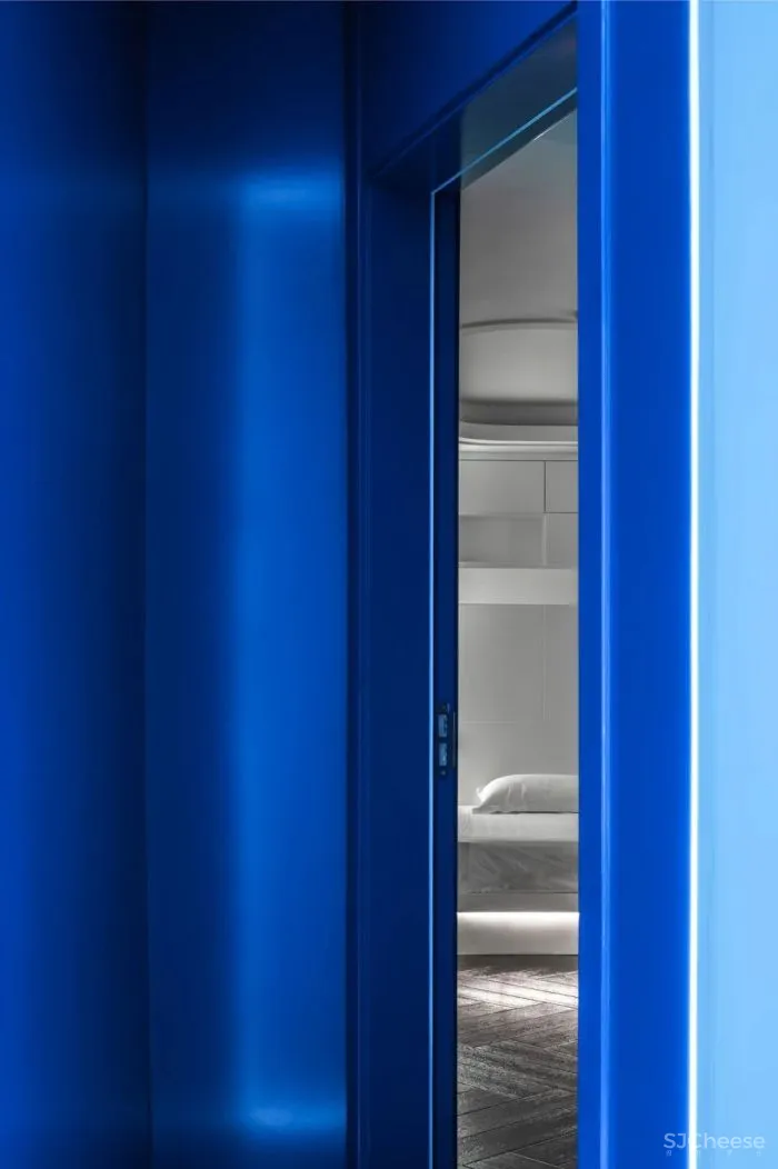 寸匠FF：赛铂电竞酒店